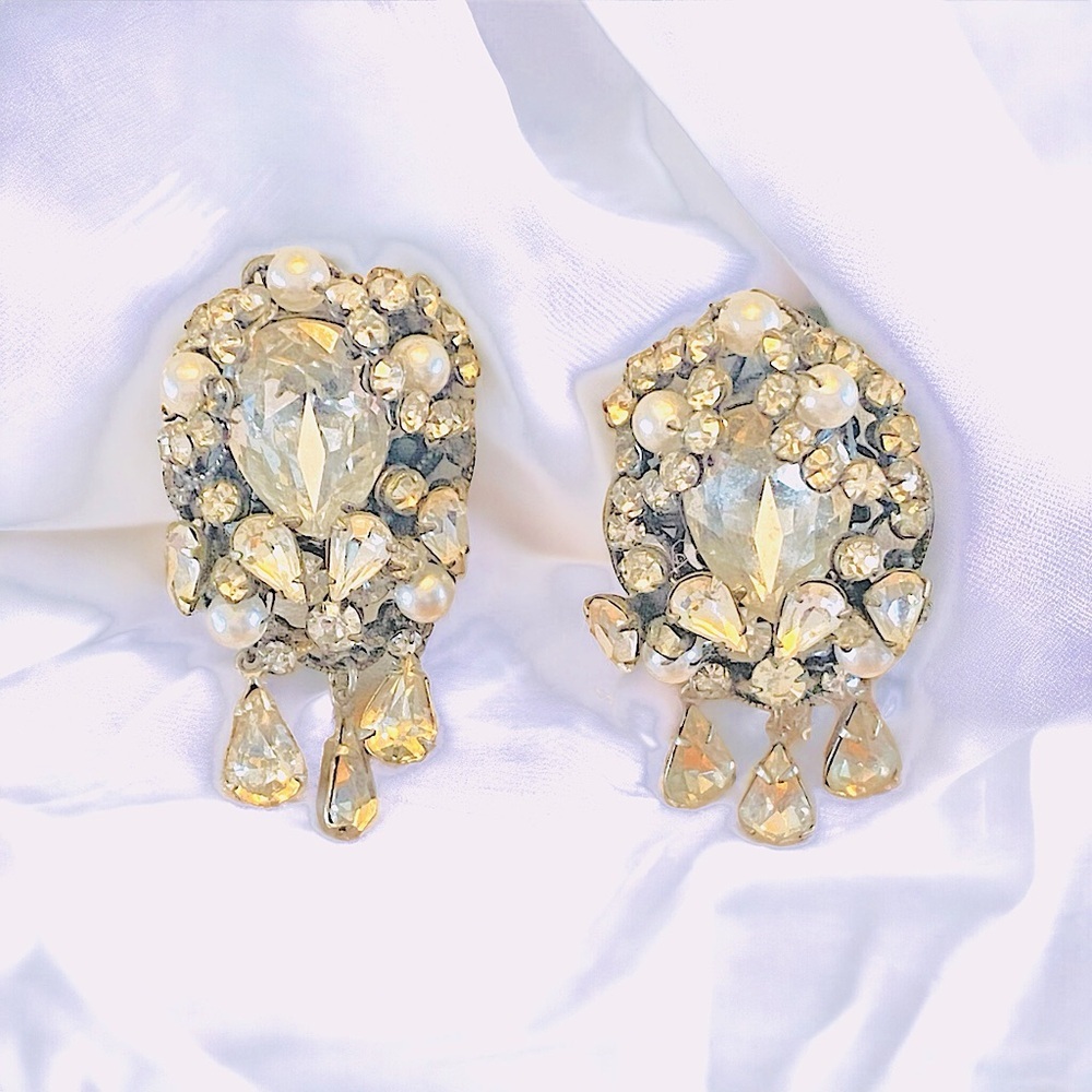 Roberts Wedding Earrings Clip on Vintage Earrings pearl and crystal